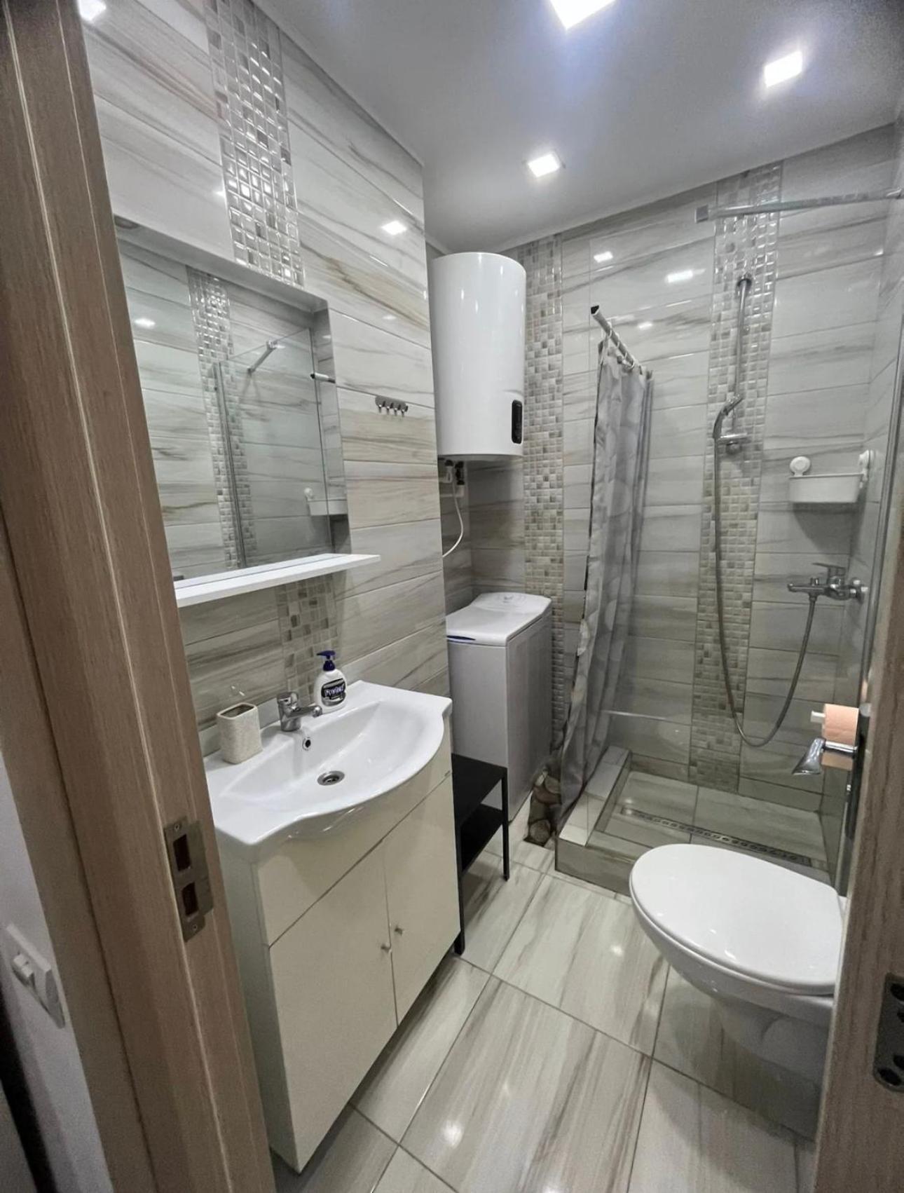 Amazing Location In The City Center Bucureşti Exterior foto